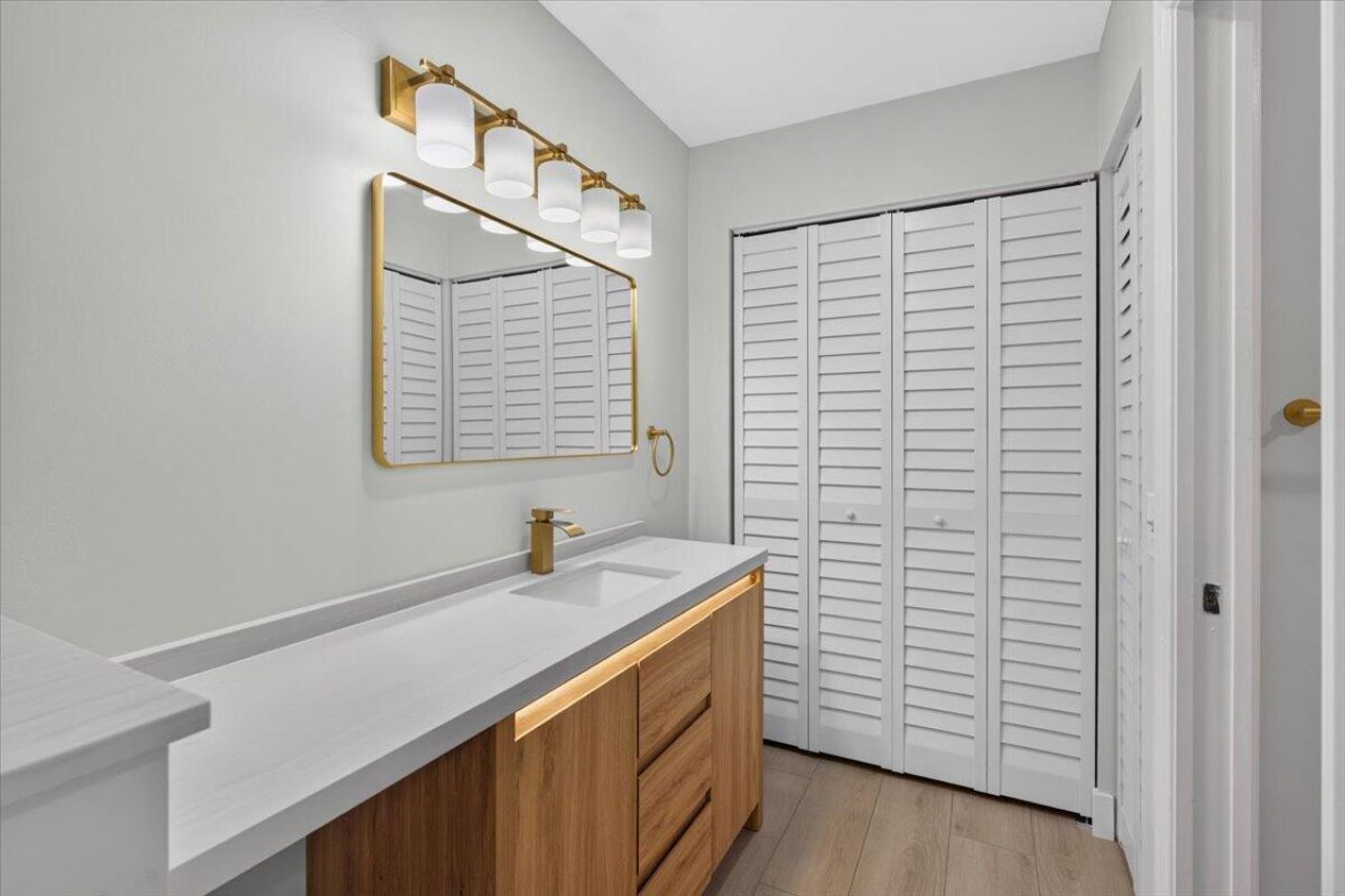 6611 Via Regina, Boca Raton, FL 33433 Photo