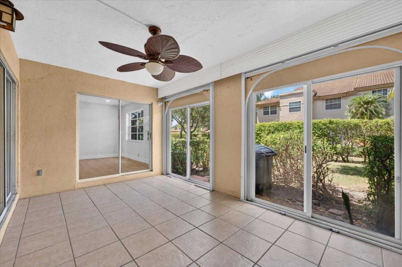 6611 Via Regina, Boca Raton, FL 33433 Photo