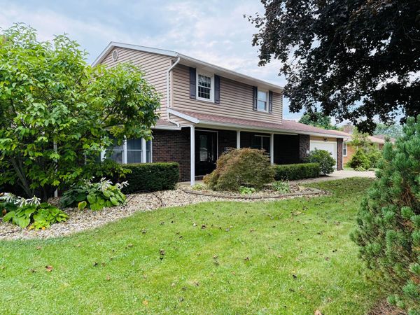 65 Renfrew Drive, Shelby, OH 44875