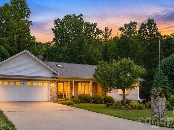 9 Daniel Circle, Granite Falls, NC 28630