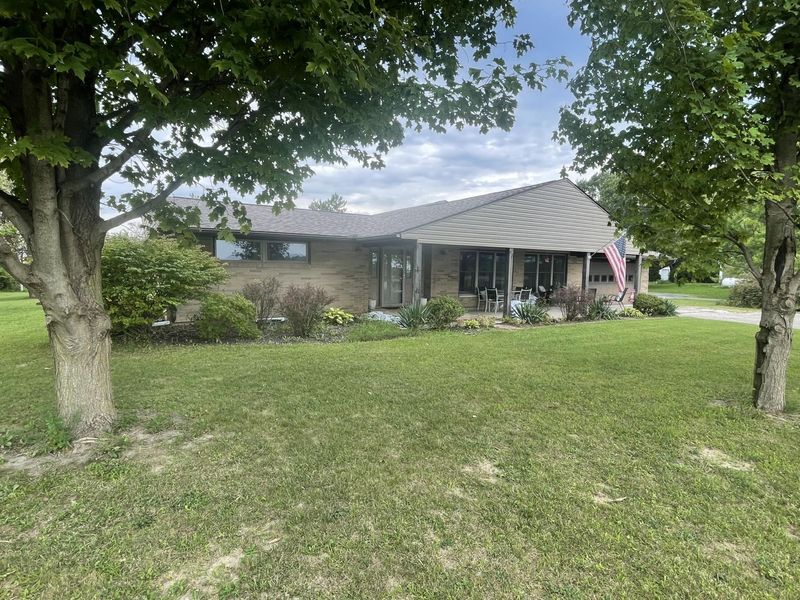 468 Kiser Lake Road, Saint Paris, OH 43072 Photo 3