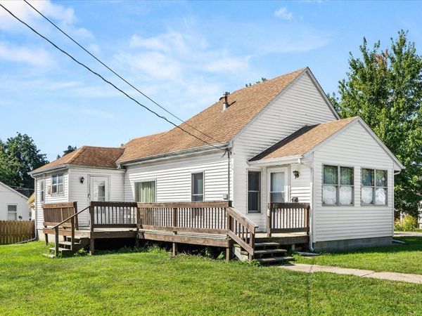 139 W 2nd Street , Streator, IL 61364