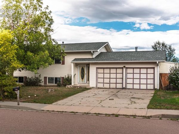 6605 Brook Forest Drive, Colorado Springs, CO 80911