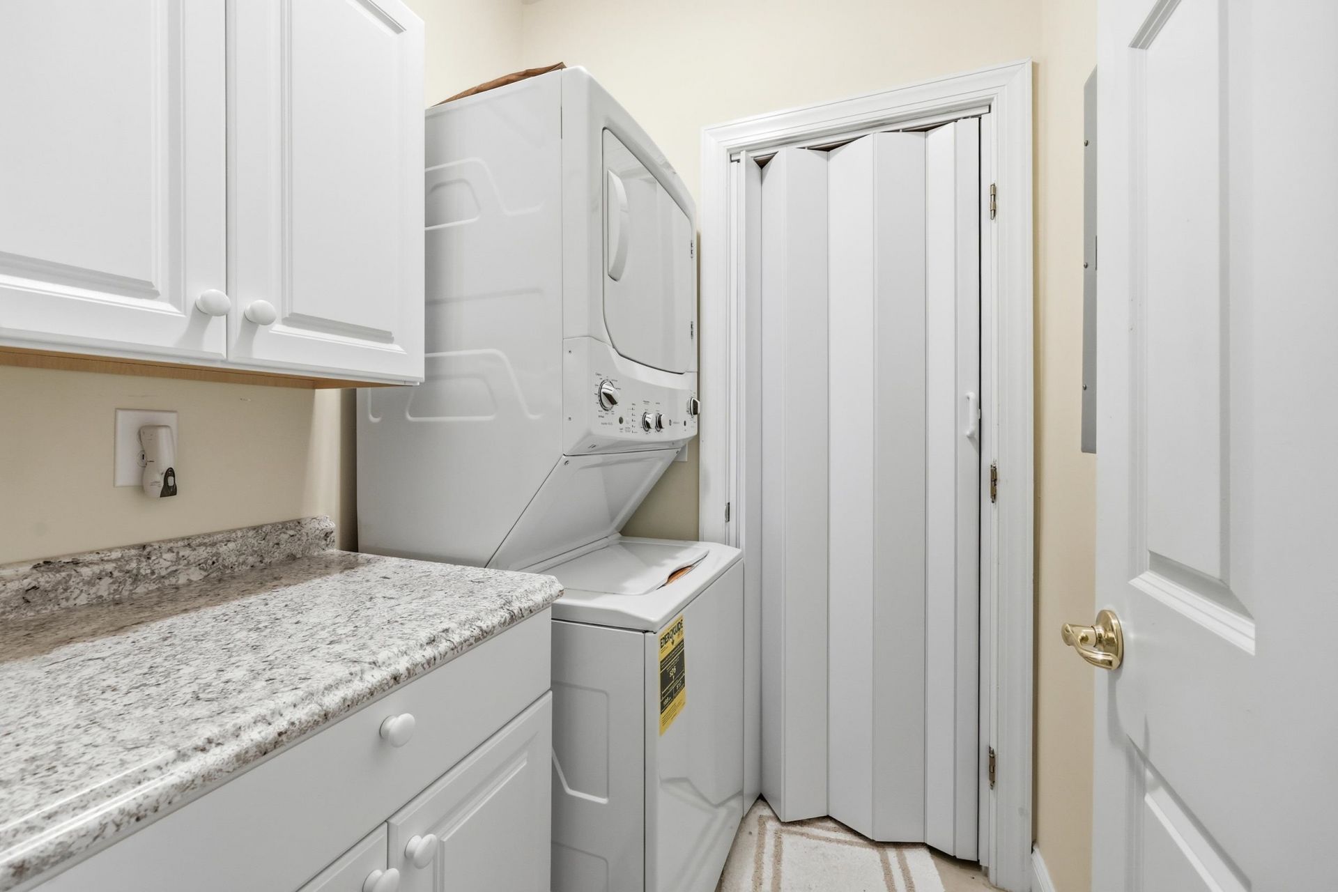 1106 Louise Costin Ln. Photo 9