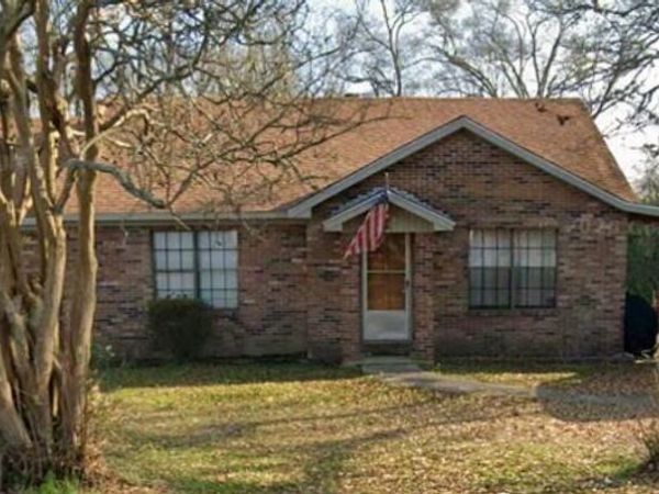 1010 Main Street, Wesson, MS 39191