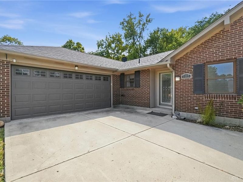 1115 Crestwood Hills Drive, Vandalia, OH 45377 Photo 4