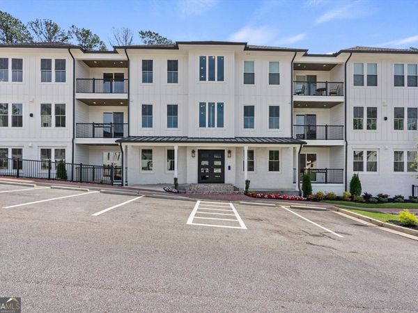 1050 Blair Lane, Unit 203, Peachtree City, GA 30269