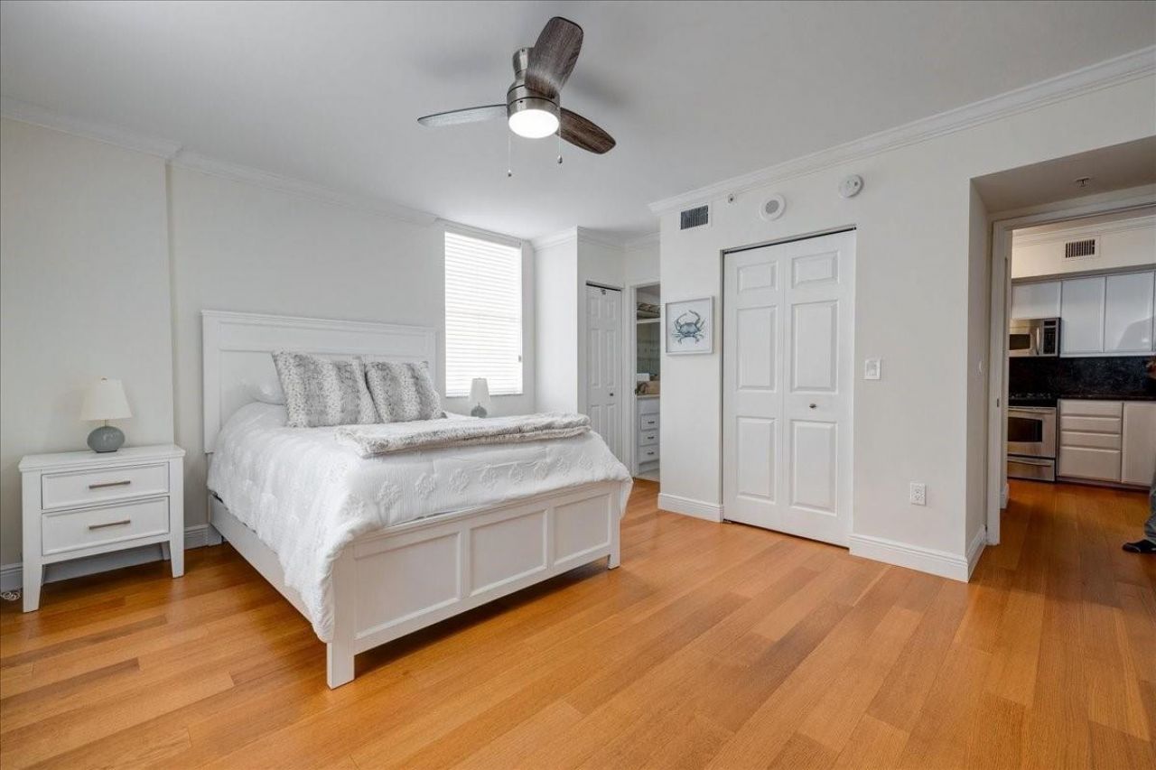 651 Okeechobee Boulevard, Unit 801, West Palm Beach, FL 33401 Photo