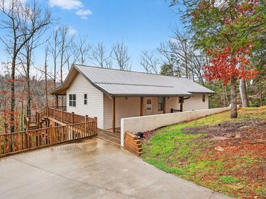 205 Hart Lane, Belton, KY 42324