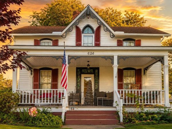 626 N Court Street , Circleville, OH 43113