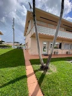 925 SW 11th Ave, Unit 1, Hallandale Beach, FL 33009 Photo