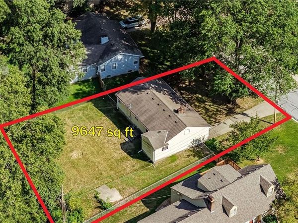 4938 W 78th Terrace, Prairie Village, KS 66208