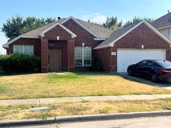 2415 Rio Grande Drive, Grand Prairie, TX 75052