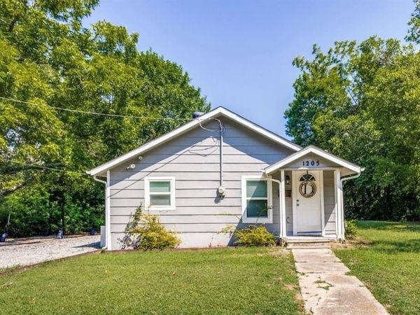 1205 W Birge Street , Sherman, TX 75092
