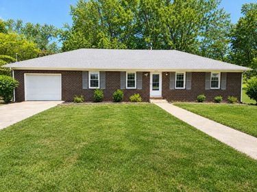 403 Fairlane Drive, Mayfield, KY 42066