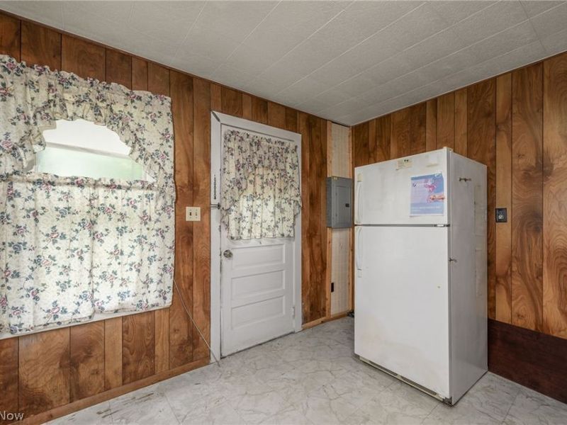 8386 Yale Road, Rootstown, OH 44272 Photo 3