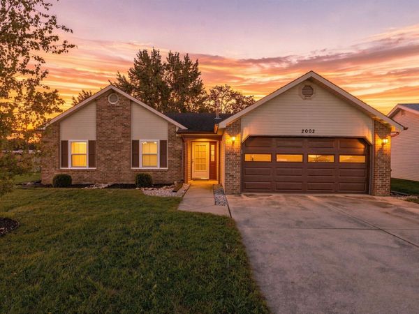 2002 Bedford Court, Huntington, IN 46750