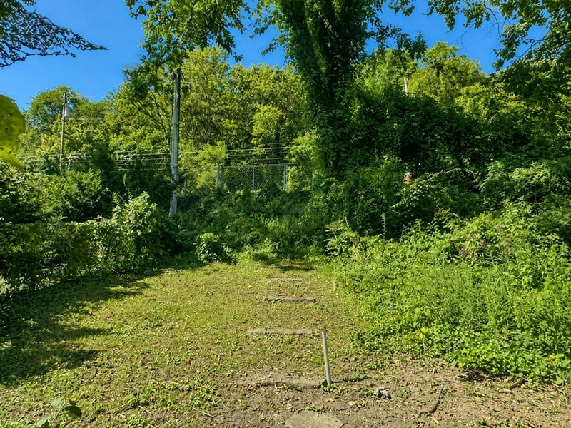444 W 2nd Street, Maysville, KY 41056 Photo 10
