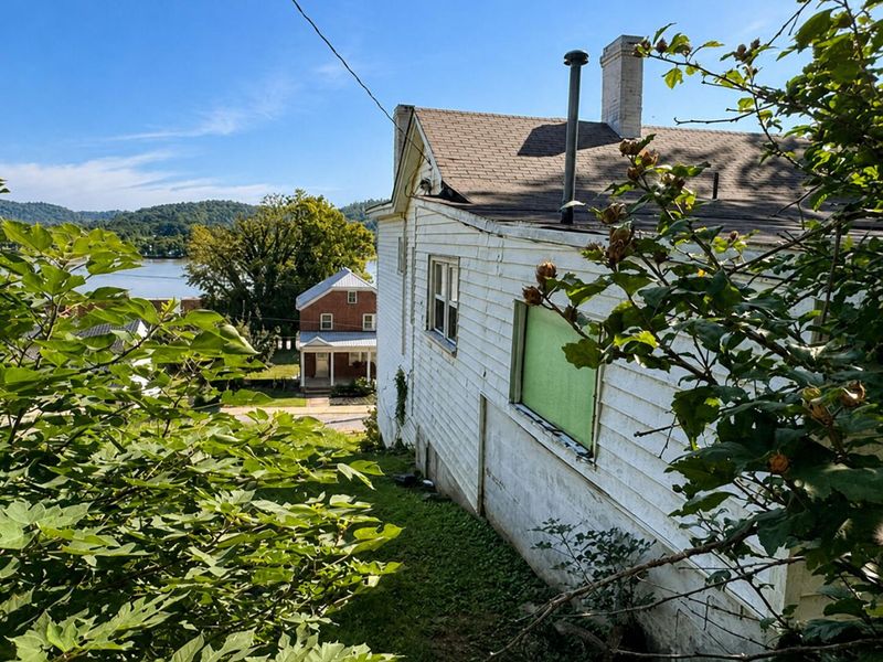 444 W 2nd Street, Maysville, KY 41056 Photo 12