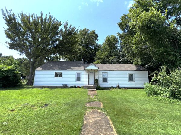405 S Highway J , Stockton, MO 65785