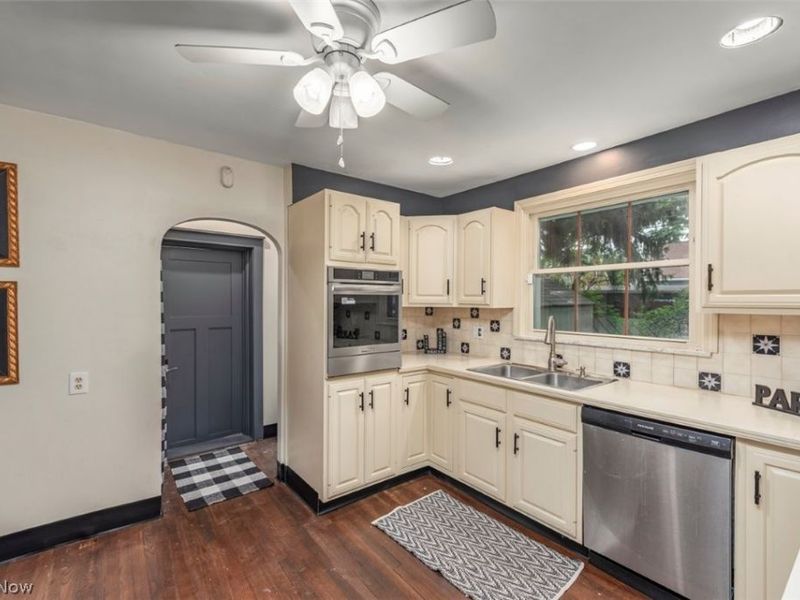3290 Wooster Road, Rocky River, OH 44116 Photo 34