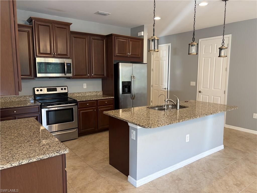 3272 Royal Gardens Ave, Fort Myers, FL 33916 Photo
