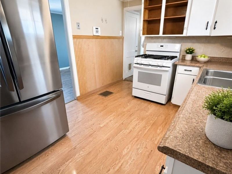 129 S Surry Road, East Liverpool, OH 43920 Photo 8