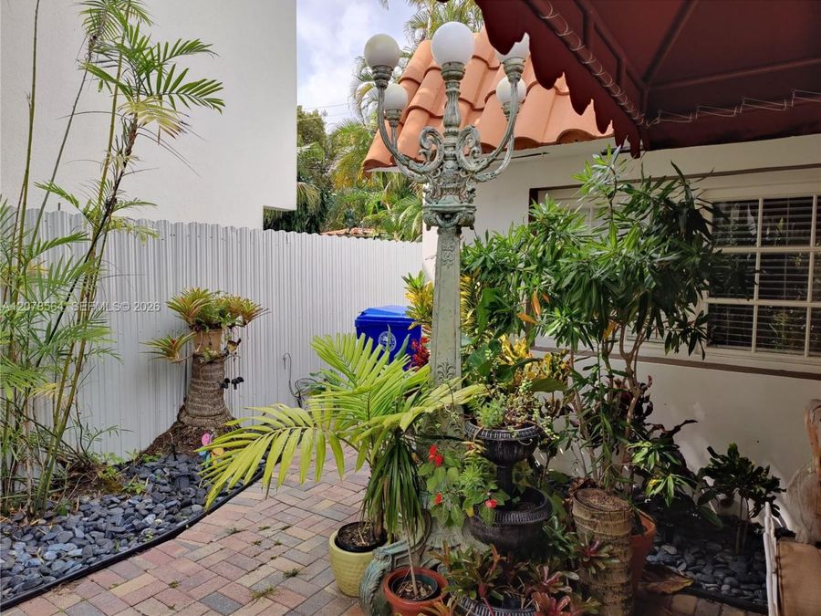 Property Image 61