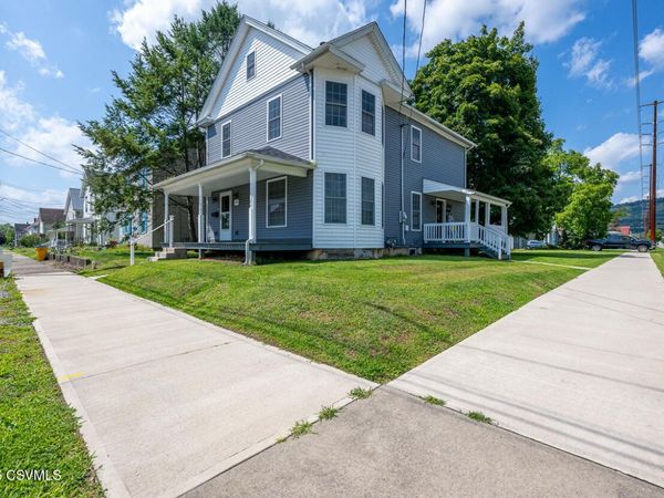 239 E 13TH Street , Berwick, PA 18603