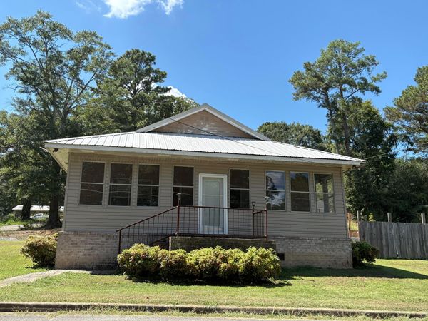 612 3RD Pl, Jasper, AL 35501