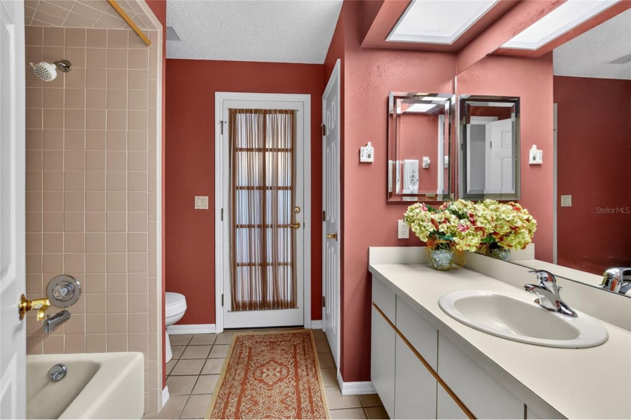 1221 E Edgewood Dr Drive , Lakeland, FL 33803 Photo