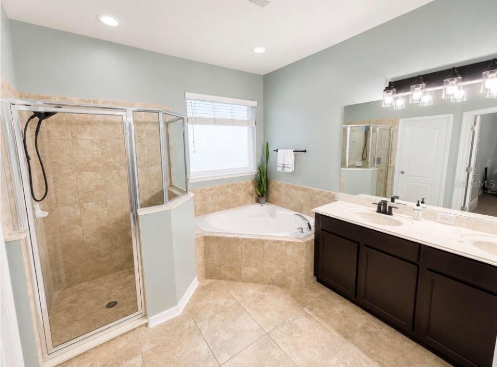 1518 Rhodeswell Lane, Dover, FL 33527 Photo