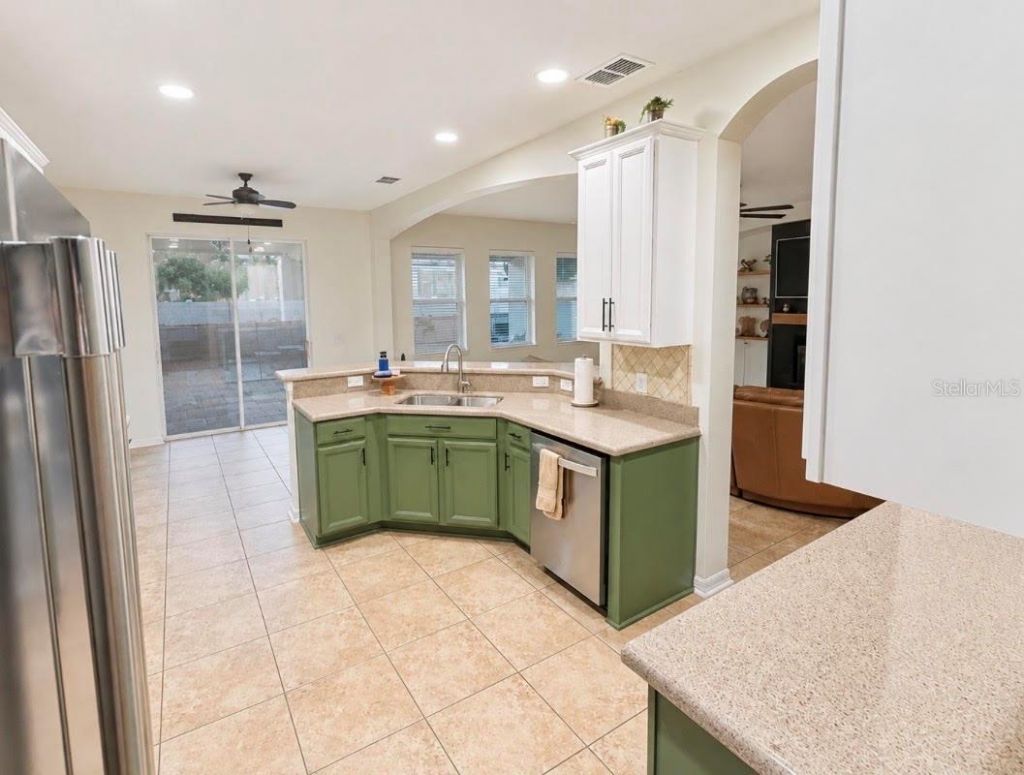 1518 Rhodeswell Lane, Dover, FL 33527 Photo