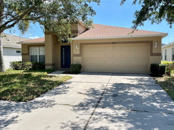 3945 HAMPTON HILLS DRIVE , LAKELAND, FL 33810
