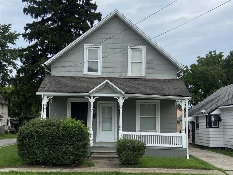 2918 Tampa Avenue, Cleveland, OH 44109 Photo 1