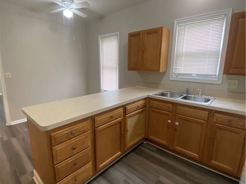 2918 Tampa Avenue, Cleveland, OH 44109 Photo 10