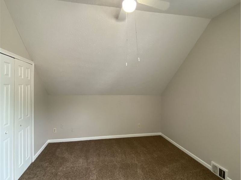 2918 Tampa Avenue, Cleveland, OH 44109 Photo 20