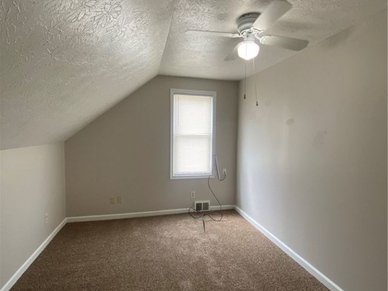 2918 Tampa Avenue, Cleveland, OH 44109 Photo 24