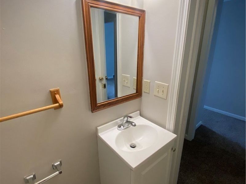 2918 Tampa Avenue, Cleveland, OH 44109 Photo 27
