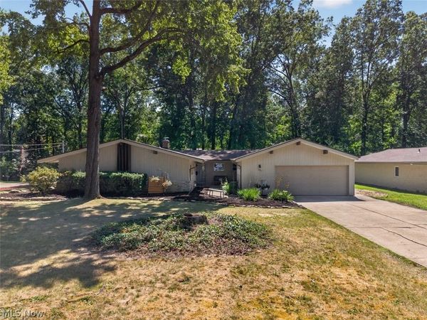 287 Moreland Drive , Canfield, OH 44406