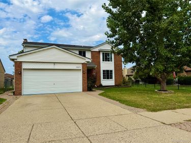 15873 Nathan Drive , Macomb Township, Mi 48044