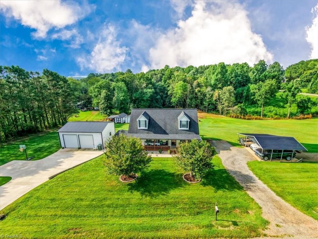 5145 White Plains Road, Roaring River, NC 28669 Main Photo