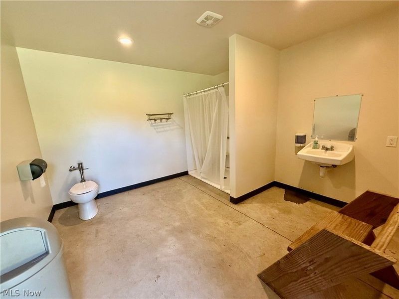 79601 Adams Road, Freeport, OH 43973 Photo 14
