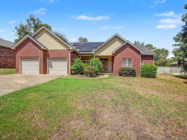 142 Wildwood Forest Road, Hot Springs, AR 71913
