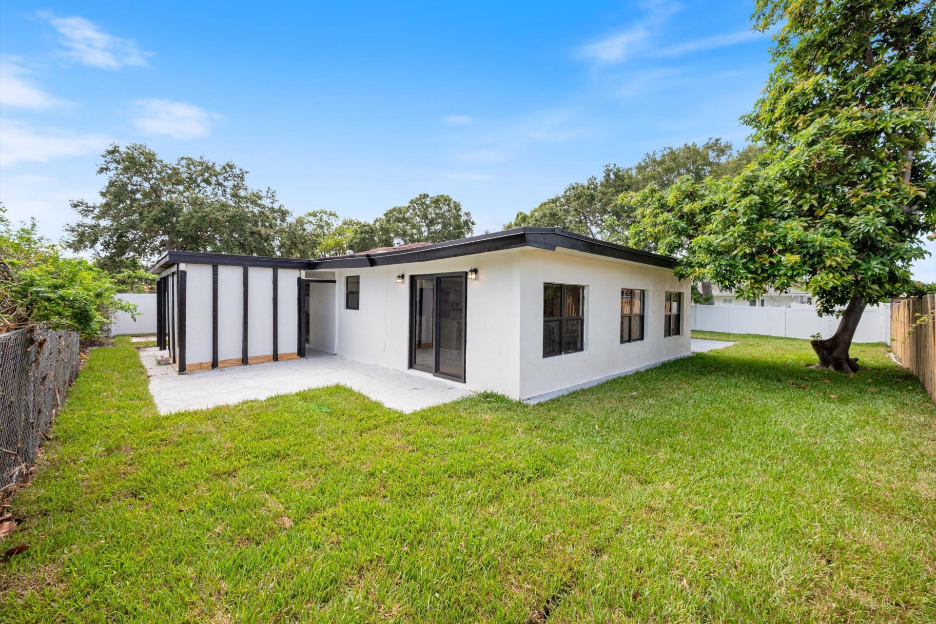 8201 NW 67th Avenue, Tamarac, FL 33321 Photo