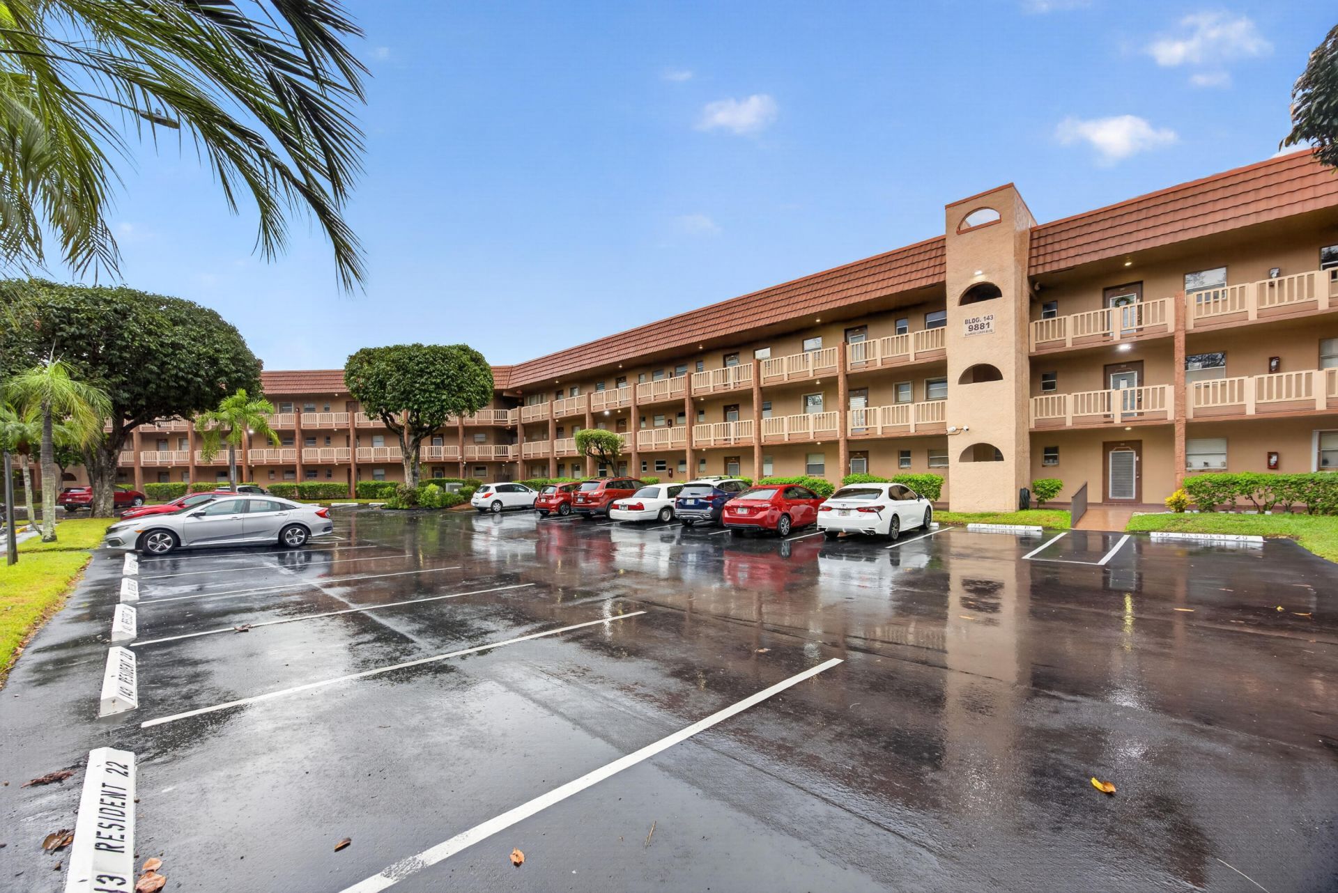 9881 Sunrise Lakes Boulevard, Unit 308, Sunrise, FL 33322 Photo