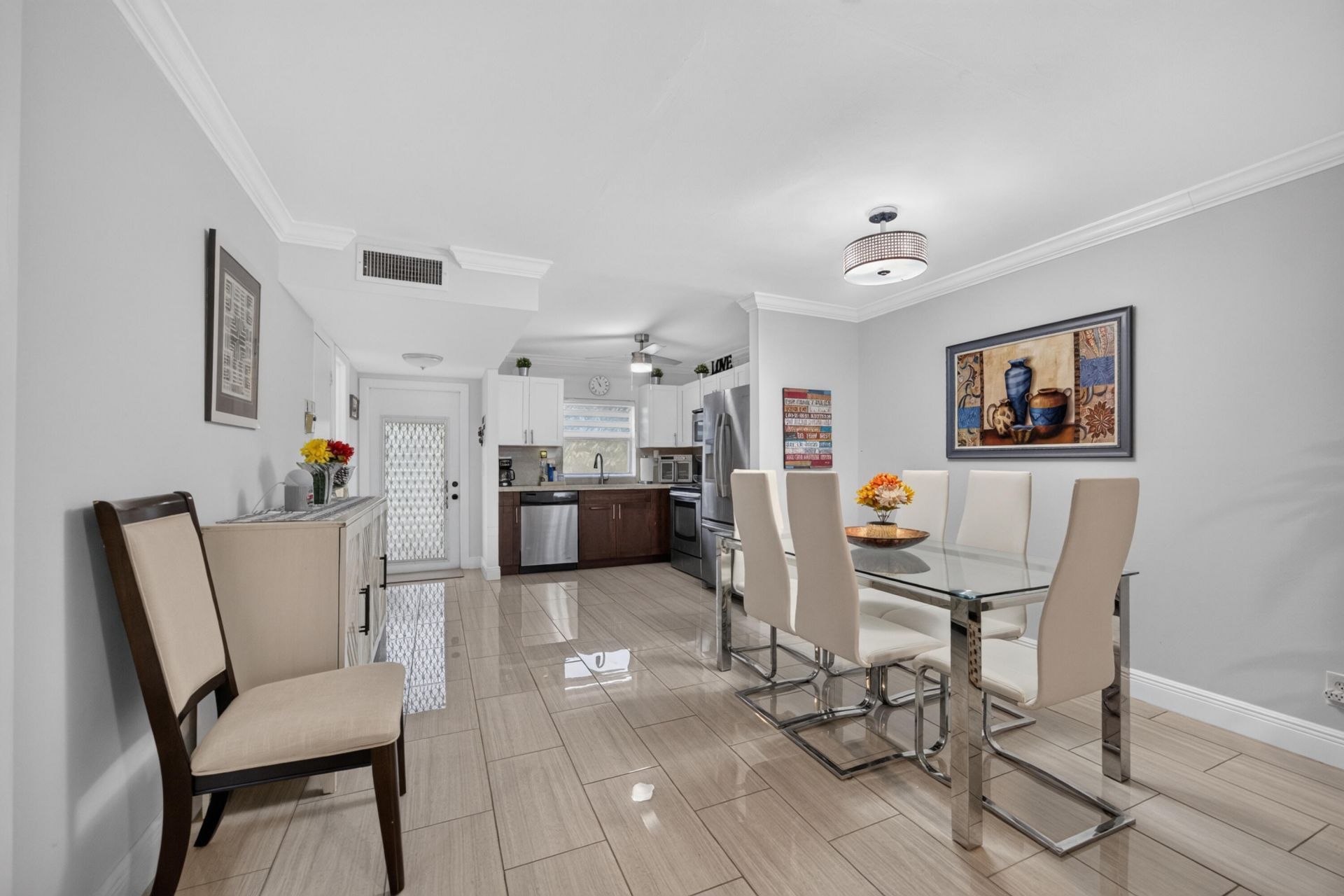 9881 Sunrise Lakes Boulevard, Unit 308, Sunrise, FL 33322 Photo