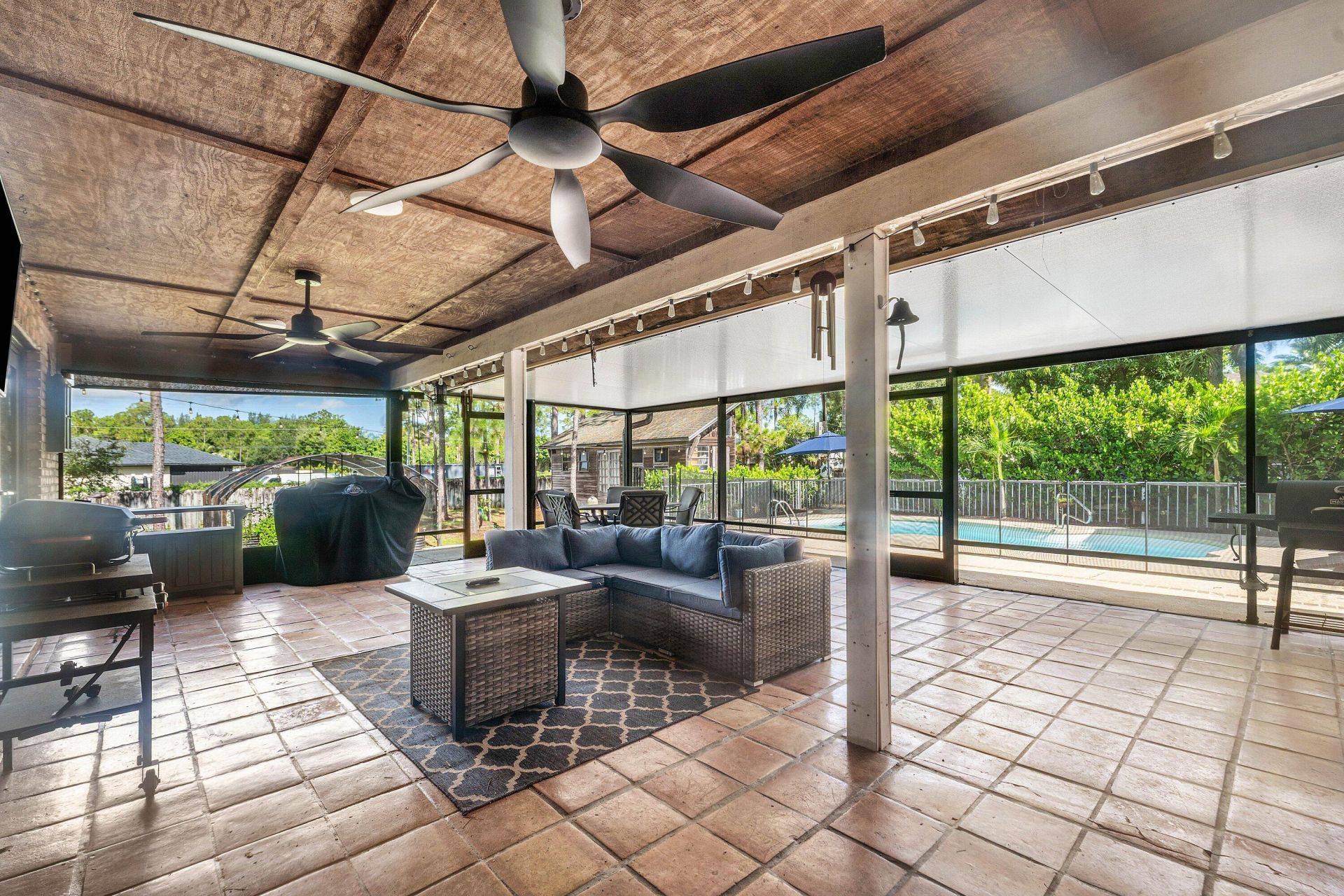 18429 Sycamore Drive W, Loxahatchee, FL 33470 Photo