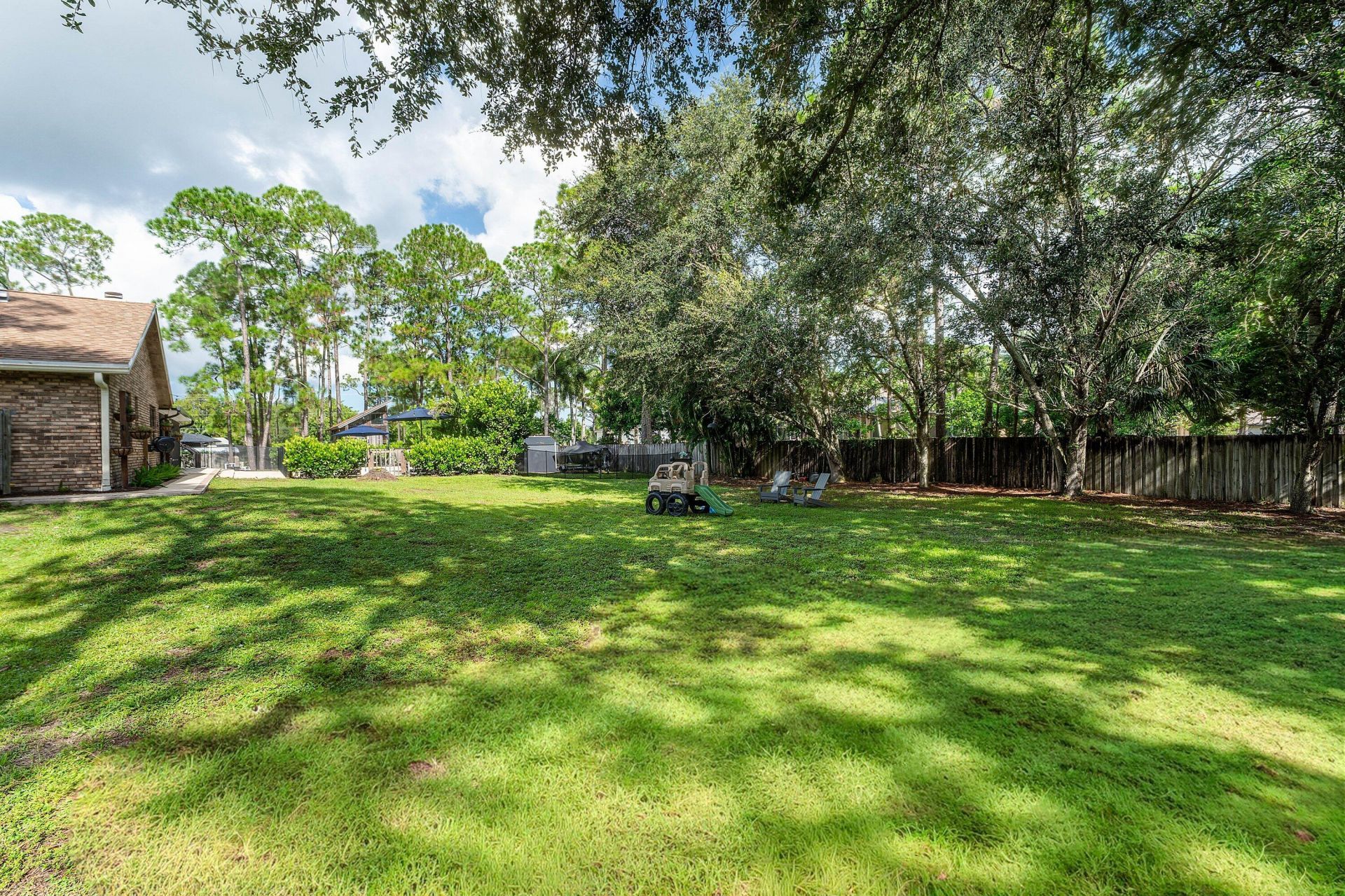 18429 Sycamore Drive W, Loxahatchee, FL 33470 Photo
