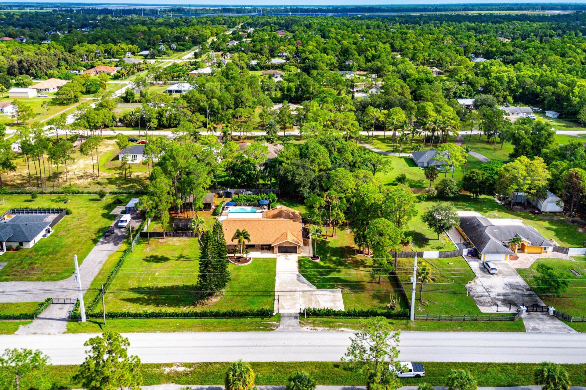 18429 Sycamore Drive W, Loxahatchee, FL 33470 Photo